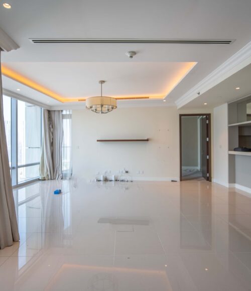 Adress Fountain View APT 2703