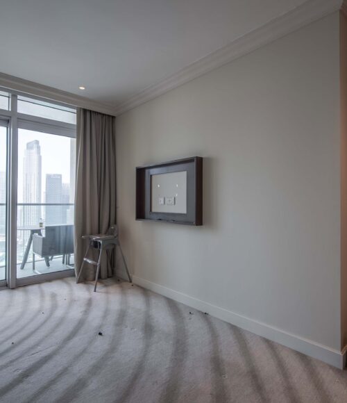 Adress Fountain View APT 2703