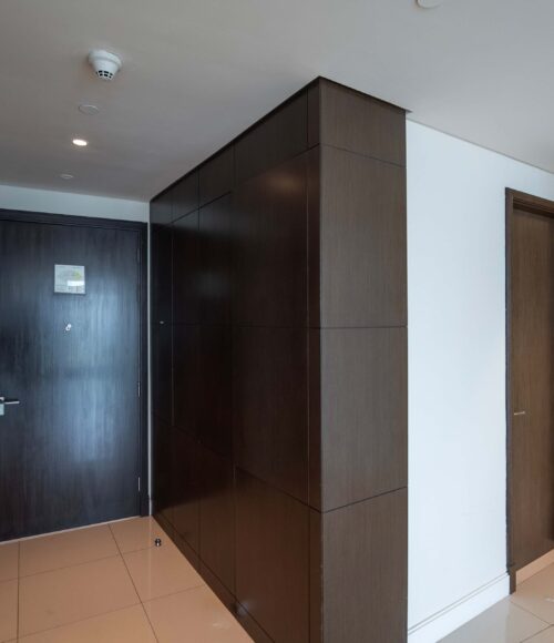 Adress Fountain View APT 2703